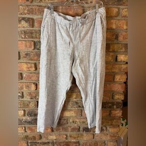 lululemon Keep Moving high rise pant.